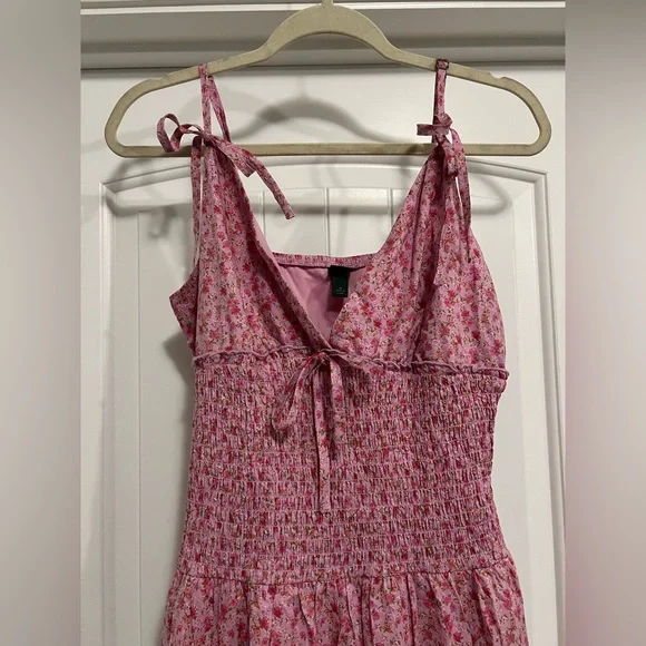 Wild Fable Smocked Maxi Dress Pink Floral Size M Tie Straps Ruffle Hem Cotton - Picture 4 of 11
